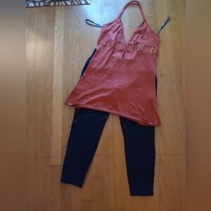 Bebe Bundle ♥️Silk Top + leggings ♥️size M